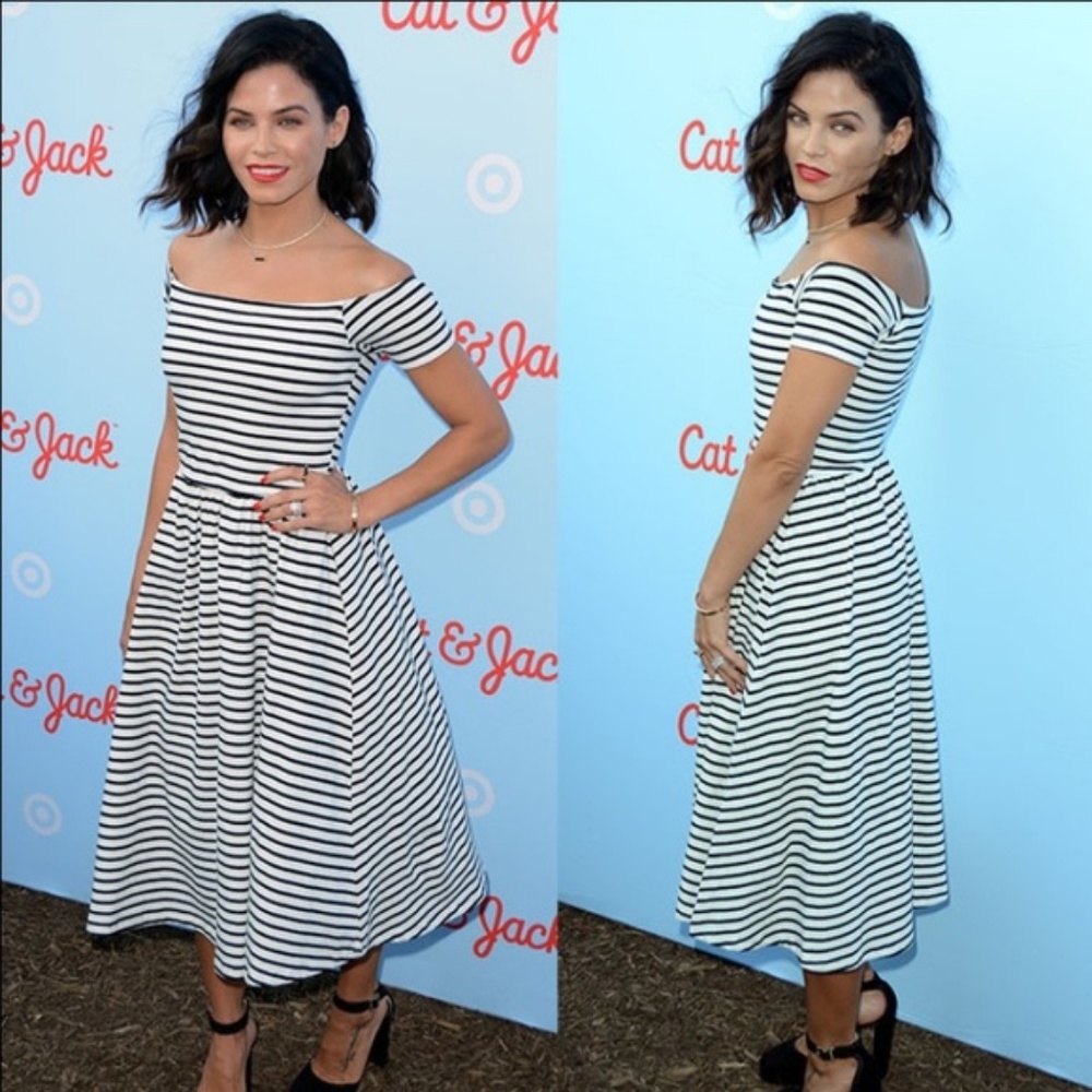 WHO WHAT WEAR 🌠 EUC 🌠 Striped Off Shoulder Midi